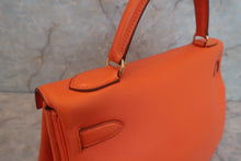 将图片加载到图库查看器，HERMES KELLY 32 Gulliver leather Orange 〇Z刻印 Shoulder bag 600080124
