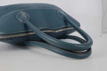 Load image into Gallery viewer, HERMES BOLIDE RELAX 40 Sikkim leather Blue thalassa □P Engraving Hand bag 800100020
