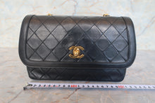 画像をギャラリービューアに読み込む, CHANEL/シャネル マトラッセチェーンショルダーバッグ ラムスキン ブラック/ゴールド金具 ショルダーバッグ 800010056
