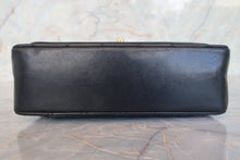 画像をギャラリービューアに読み込む, CHANEL/シャネル マトラッセチェーンショルダーバッグ ラムスキン ブラック/ゴールド金具 ショルダーバッグ 800010056
