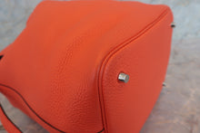 Load image into Gallery viewer, HERMES PICOTIN LOCK Eclat MM Clemence leather/Swift leather Orange poppy/Bordeaux A Engraving Hand bag 700070078
