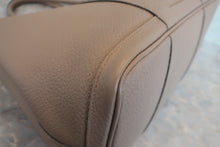 将图片加载到图库查看器，HERMES  GARDEN PARTY PM Country leather Gris tourterelle X刻印 Tote bag 800060206
