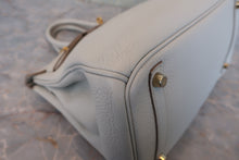 Load image into Gallery viewer, HERMES BIRKIN 30 Clemence leather Gris perle（Pearl gray）  □O Engraving Hand bag 800010226
