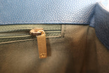 将图片加载到图库查看器，CHANEL/香奈儿 Leboy 链条包 荔枝皮 Blue/Gold hadware(蓝色/金色金属) 肩背包 800020194
