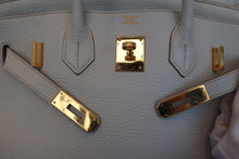 Load image into Gallery viewer, HERMES BIRKIN 30 Clemence leather Gris perle（Pearl gray）  □O Engraving Hand bag 800010226
