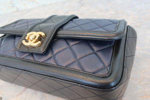 CHANEL/シャネル マトラッセチェーンショルダーバッグ ラムスキン ブラック/ネイビー/ゴールド金具 ショルダーバッグ 700080117