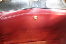 画像をギャラリービューアに読み込む, CHANEL/シャネル マトラッセチェーンショルダーバッグ ラムスキン ブラック/ゴールド金具 ショルダーバッグ 800010056
