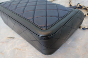 CHANEL/シャネル マトラッセチェーンショルダーバッグ ラムスキン ブラック/ネイビー/ゴールド金具 ショルダーバッグ 700080117