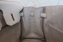 Load image into Gallery viewer, HERMES BIRKIN 30 Clemence leather Gris perle（Pearl gray）  □O Engraving Hand bag 800010226
