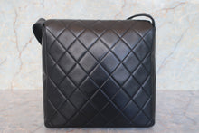画像をギャラリービューアに読み込む, CHANEL/シャネル マトラッセショルダーバッグ ラムスキン ブラック/ゴールド金具 ショルダーバッグ 800010053
