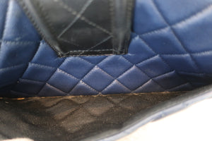 CHANEL/シャネル マトラッセチェーンショルダーバッグ ラムスキン ブラック/ネイビー/ゴールド金具 ショルダーバッグ 700080117