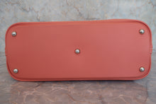 Load image into Gallery viewer, HERMES BOLIDE RELAX 35 Sikkim leather Crevette T Engraving Hand bag 800080110
