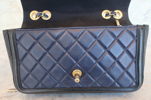 CHANEL/シャネル マトラッセチェーンショルダーバッグ ラムスキン ブラック/ネイビー/ゴールド金具 ショルダーバッグ 700080117