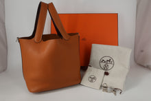 Load image into Gallery viewer, HERMES PICOTIN LOCK ECLAT MM Clemence leather/Swift leather Toffee/Bordeaux A Engraving Hand bag 800100048
