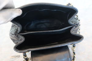 CHANEL/シャネル マトラッセフリンジチェーンショルダーバッグ ラムスキン ブラック/ゴールド金具 ショルダーバッグ 700080116
