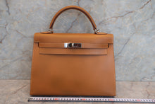 画像をギャラリービューアに読み込む, HERMES／エルメス ケリー32 ボックスカーフ ナチュラル □F刻印 ショルダーバッグ 700050212
