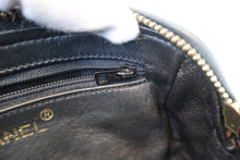 将图片加载到图库查看器，CHANEL/香奈儿 经典双C 流苏 链条包 羊皮 Black/Gold hadware(黑色/金色金属) 肩背包 700100182
