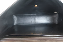Load image into Gallery viewer, CHANEL Medium Matelasse single flap double chain shoulder bag Lambskin Black/Gold hadware Shoulder bag 800020198

