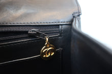 Load image into Gallery viewer, CHANEL Medium Matelasse single flap double chain shoulder bag Lambskin Black/Gold hadware Shoulder bag 800020198
