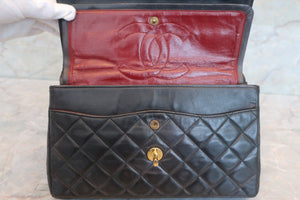 CHANEL Matelasse Paris Limited double flap chain shoulder bag Lambskin Black/Gold hadware Shoulder bag 600040124