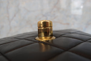 CHANEL/シャネル 中マトラッセシングルフラップチェーンショルダーバッグ ラムスキン ブラック/ゴールド金具 ショルダーバッグ 700040023