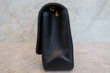 将图片加载到图库查看器，CHANEL/香奈儿 戴妃 CF 链条包 羊皮 Black/Gold hadware(黑色/金色金属) 肩背包 700100170
