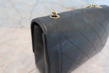 将图片加载到图库查看器，CHANEL/香奈儿 戴妃 CF 链条包 羊皮 Black/Gold hadware(黑色/金色金属) 肩背包 700100170
