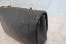 将图片加载到图库查看器，CHANEL/香奈儿 戴妃 CF 链条包 羊皮 Black/Gold hadware(黑色/金色金属) 肩背包 700100170
