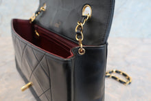 将图片加载到图库查看器，CHANEL/香奈儿 戴妃 CF 链条包 羊皮 Black/Gold hadware(黑色/金色金属) 肩背包 700100170
