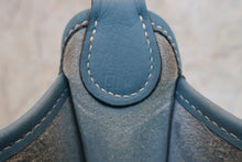 画像をギャラリービューアに読み込む, HERMES／エルメス ヴェスパPM トリヨンクレマンス ブルージーン ショルダーバッグ 800010048
