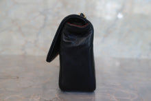 画像をギャラリービューアに読み込む, CHANEL/シャネル ミニマトラッセチェーンショルダーバッグ ラムスキン ブラック/ゴールド金具 ショルダーバッグ 800010070
