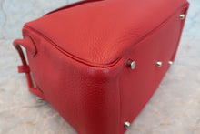 Load image into Gallery viewer, HERMES LINDY 34 Clemence leather Rouge garance □M Engraving Shoulder bag 700100237
