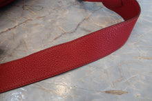 Load image into Gallery viewer, HERMES LINDY 34 Clemence leather Rouge garance □M Engraving Shoulder bag 700100237
