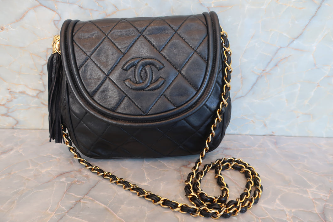 CHANEL/シャネル マトラッセフリンジチェーンショルダーバッグ ラムスキン ブラック/ゴールド金具 ショルダーバッグ 700080102