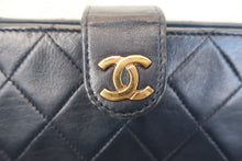 画像をギャラリービューアに読み込む, CHANEL/シャネル マトラッセチェーンショルダーバッグ ラムスキン ネイビー/ゴールド金具 ショルダーバッグ 800010055
