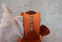画像をギャラリービューアに読み込む, HERMES／エルメス ピコタンロックＭＭ トリヨンクレマンス オレンジ □O刻印 ハンドバッグ 600120186

