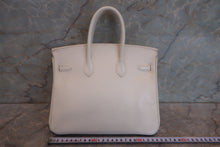 Load image into Gallery viewer, HERMES BIRKIN 25 Epsom leather White □K Engraving Hand bag 700100007
