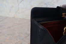 画像をギャラリービューアに読み込む, CHANEL/シャネル マトラッセチェーンショルダーバッグ ラムスキン ネイビー/ゴールド金具 ショルダーバッグ 800010055
