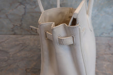 Load image into Gallery viewer, HERMES BIRKIN 25 Epsom leather White □K Engraving Hand bag 700100007
