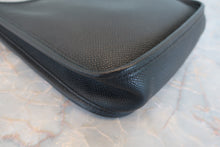 Load image into Gallery viewer, HERMES  EVELYNE TPM Epsom leather Black A Engraving Shoulder bag 800080040
