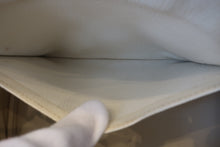 Load image into Gallery viewer, HERMES BIRKIN 25 Epsom leather White □K Engraving Hand bag 700100007
