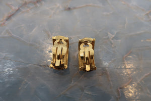 CHANEL/香奈儿  logo 耳夹 镀金 Gold(金色) 耳夹 700040091