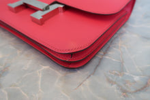 Load image into Gallery viewer, HERMES CONSTANCE3 MINI Swift leather Rose extreme C Engraving Shoulder bag 700020184
