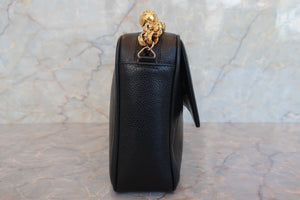 CHANEL/シャネル ココマークチェーンショルダーバッグ キャビアスキン ブラック/ゴールド金具 ショルダーバッグ 700080105