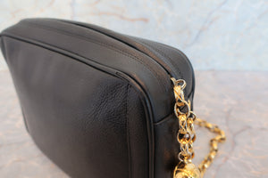 CHANEL/シャネル ココマークチェーンショルダーバッグ キャビアスキン ブラック/ゴールド金具 ショルダーバッグ 700080105