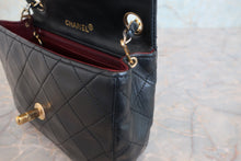 画像をギャラリービューアに読み込む, CHANEL/シャネル ミニマトラッセシングルフラップチェーンショルダーバッグ ラムスキン ブラック/ゴールド金具 ショルダーバッグ 800080153
