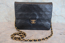 画像をギャラリービューアに読み込む, CHANEL/シャネル マトラッセプッシュロックチェーンショルダーバッグ ラムスキン ブラック/ゴールド金具 ショルダーバッグ 800080125
