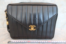 将图片加载到图库查看器，CHANEL/香奈儿 coco小姐 流苏 链条包 羊皮 Black/Gold hadware(黑色/金色金属) 肩背包 600070033
