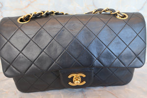 CHANEL/シャネル マトラッセWフラップWチェーンショルダーバッグ ラムスキン ブラック/ゴールド金具 ショルダーバッグ 700080083