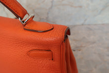 画像をギャラリービューアに読み込む, HERMES／エルメス ケリー32 トリヨンクレマンス オレンジ □M刻印 ショルダーバッグ 800010066
